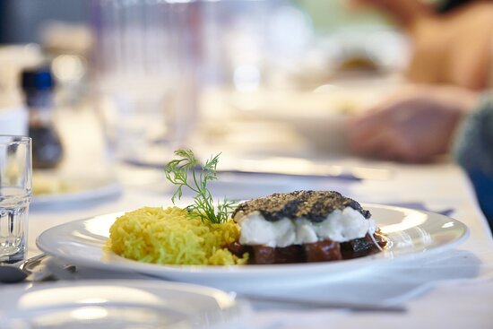Immersive Dining Experiences